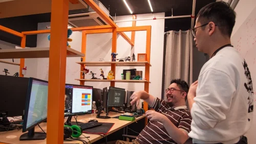 ammobox-team-discussion_2